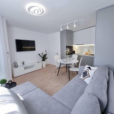 Nova City Apartments Варна Екстериор снимка