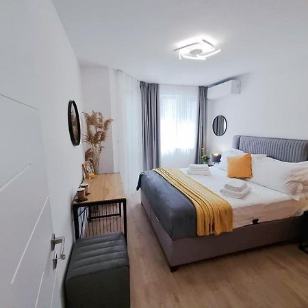 Nova City Apartments Варна Екстериор снимка
